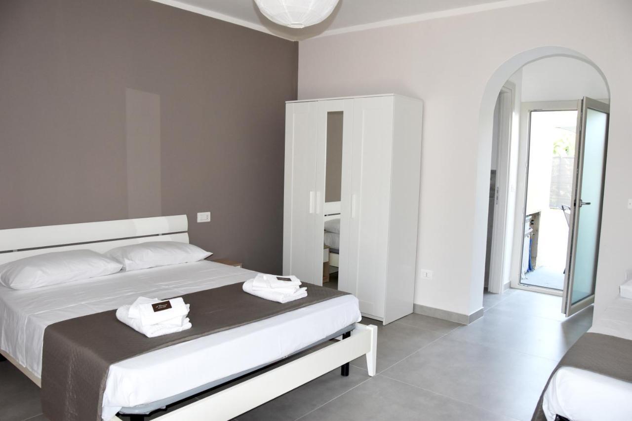 B&B Il Tirreno Cipollina Екстериор снимка