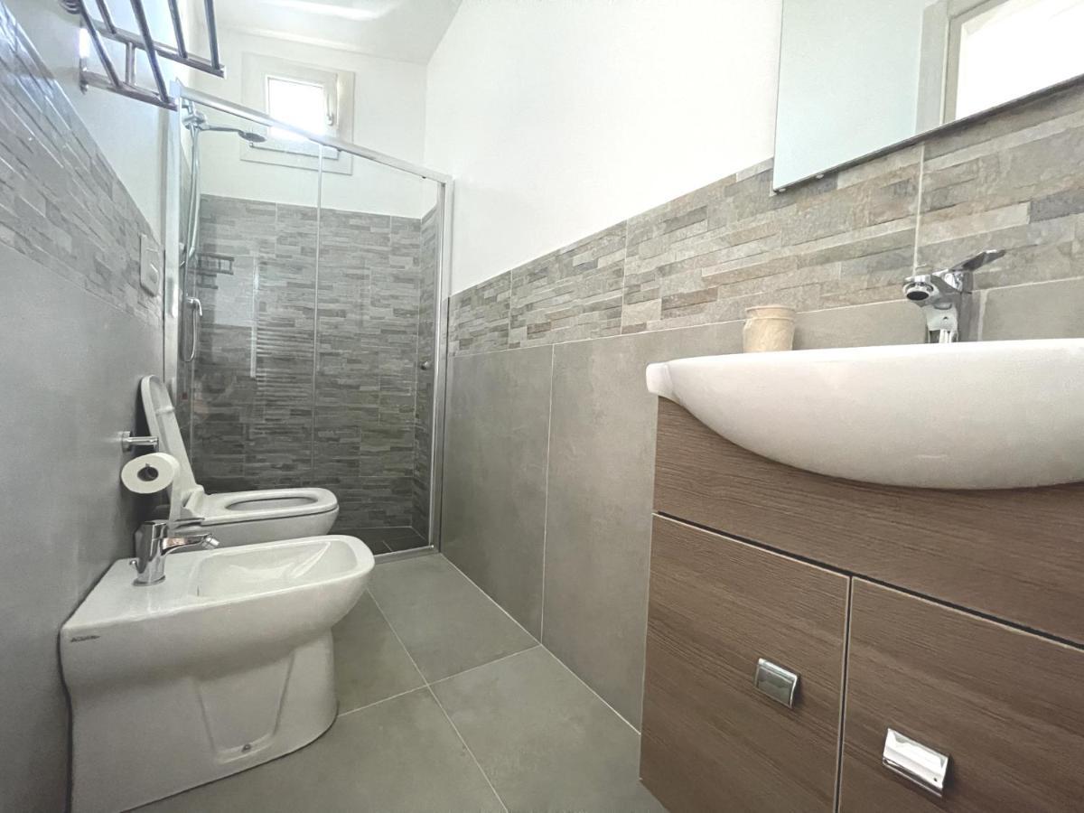 B&B Il Tirreno Cipollina Екстериор снимка