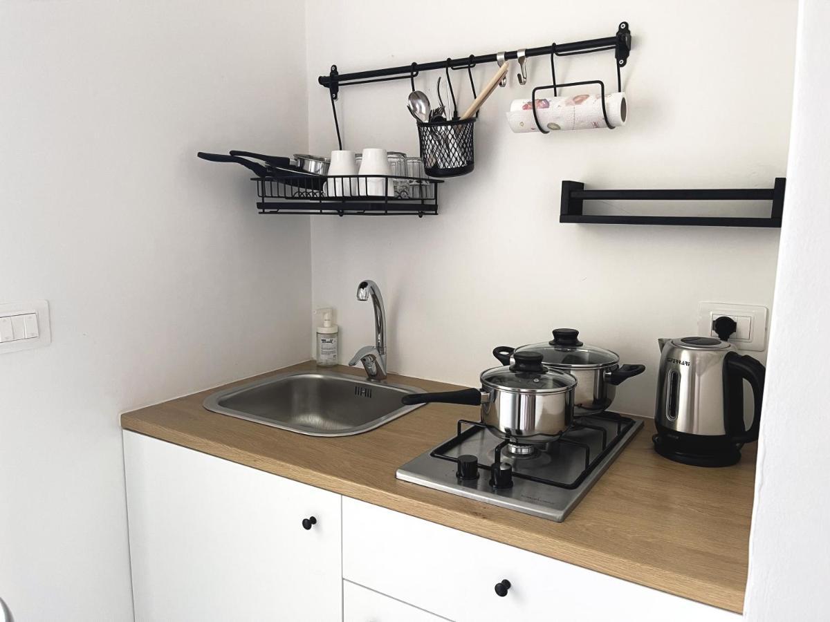 B&B Il Tirreno Cipollina Екстериор снимка