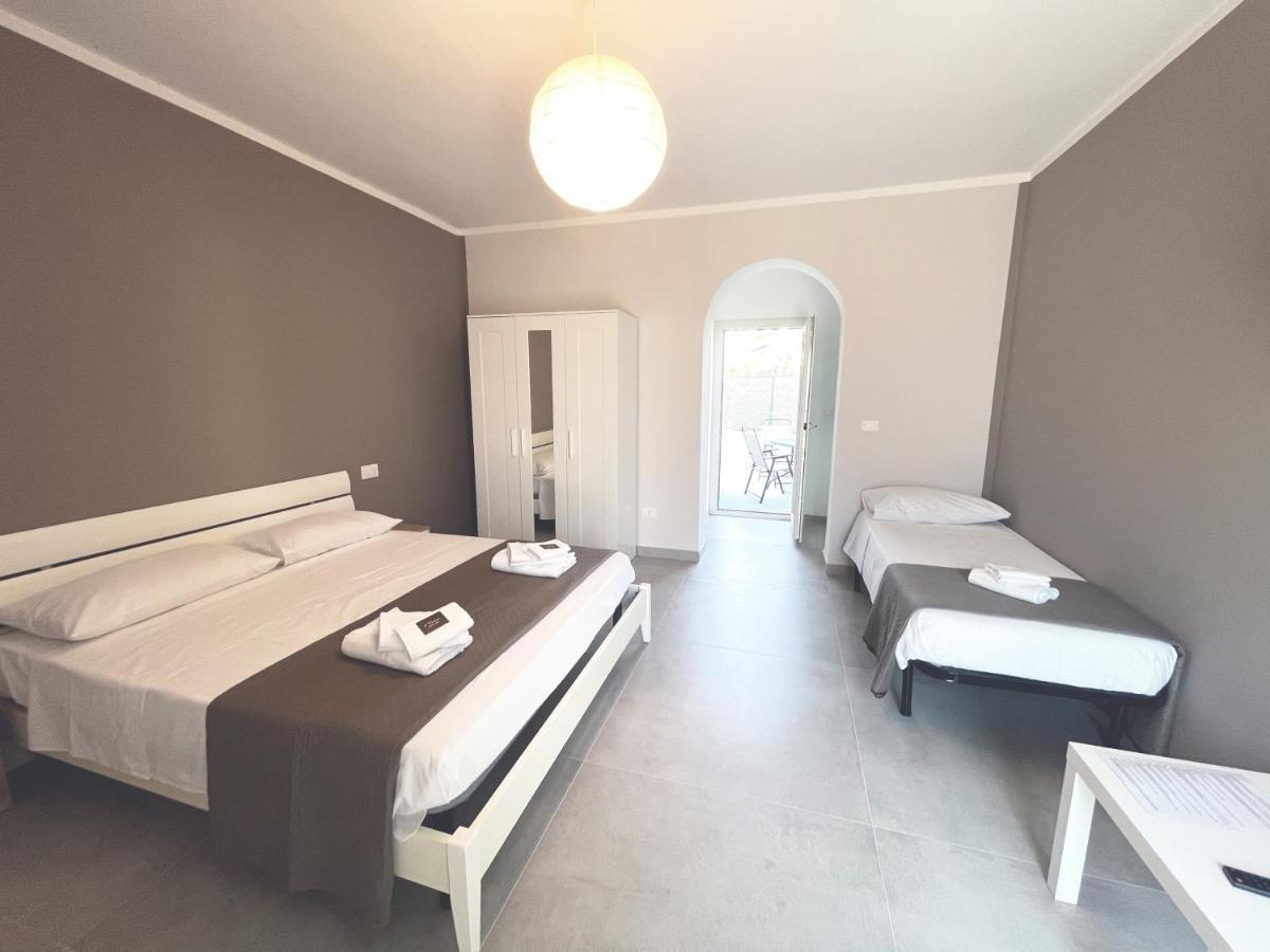B&B Il Tirreno Cipollina Екстериор снимка