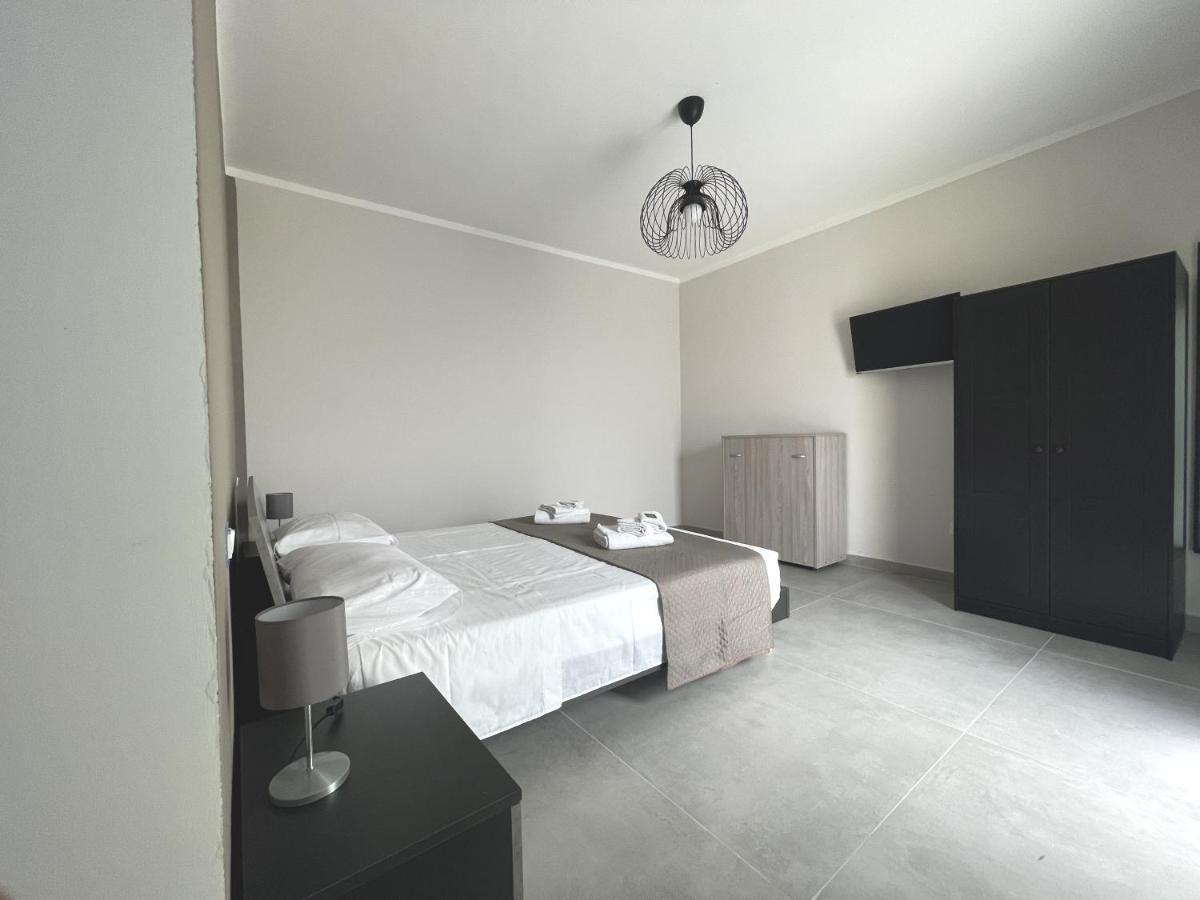 B&B Il Tirreno Cipollina Екстериор снимка